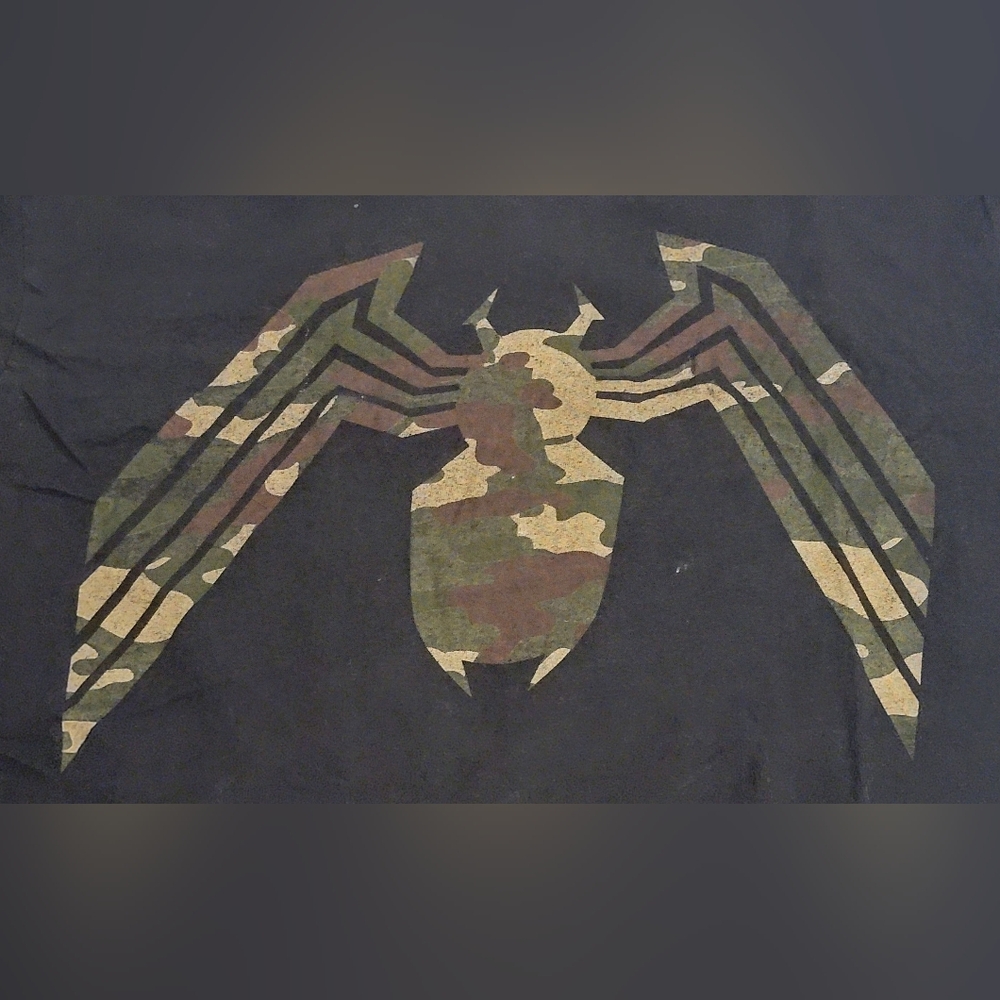 Mens Marvel Camouflage Spider Graphic Tee Sz L